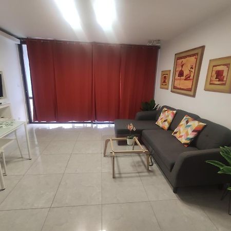 Vacation Apartment Ейлат Екстериор снимка