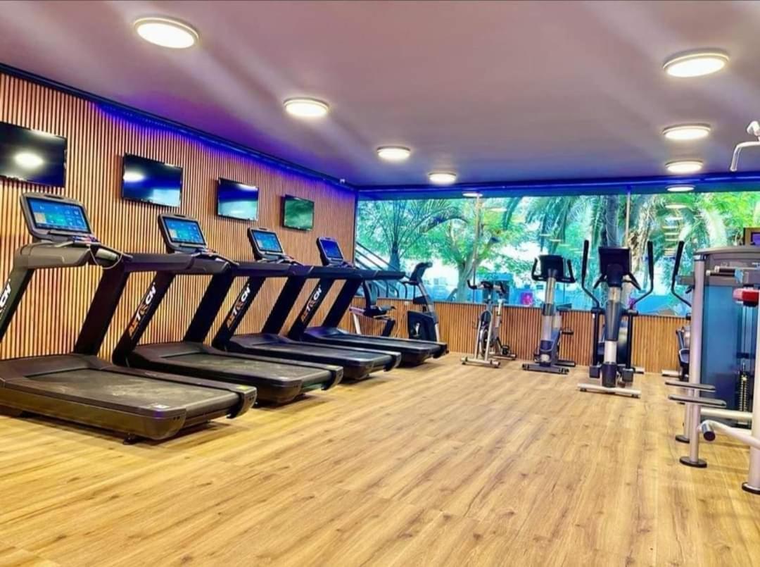 Vacation Apartment Ейлат Екстериор снимка