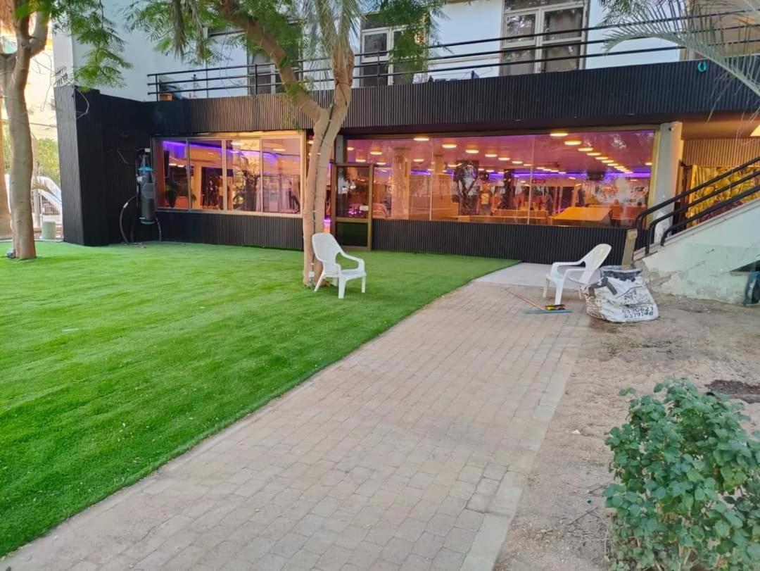 Vacation Apartment Ейлат Екстериор снимка