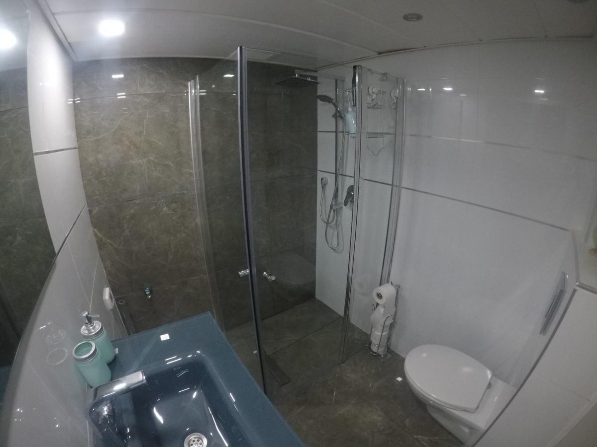 Vacation Apartment Ейлат Екстериор снимка