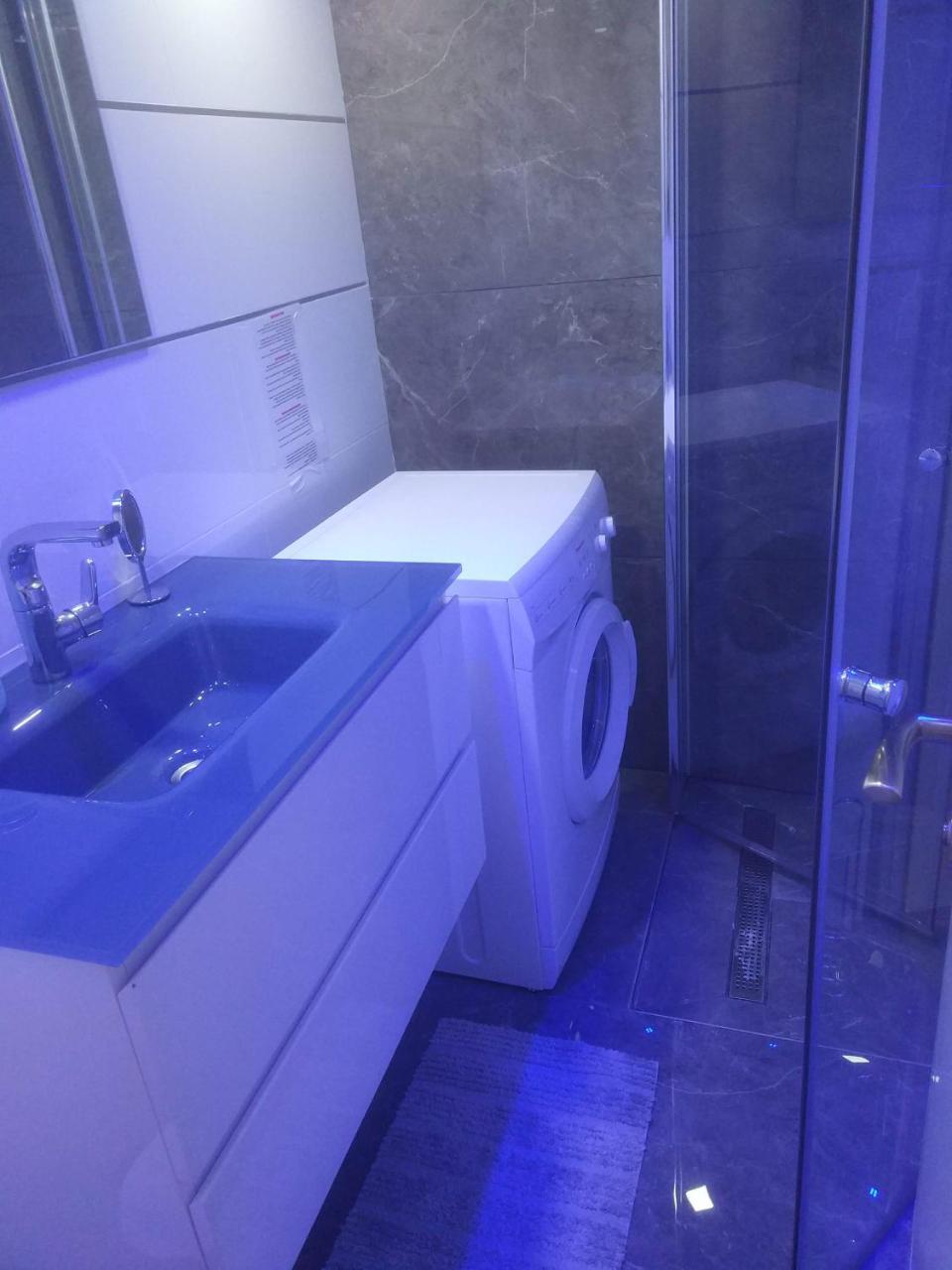 Vacation Apartment Ейлат Екстериор снимка