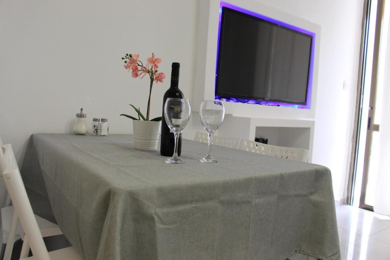 Vacation Apartment Ейлат Екстериор снимка