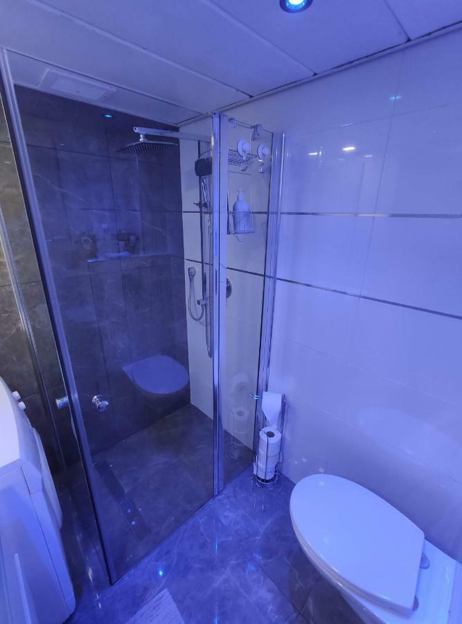 Vacation Apartment Ейлат Екстериор снимка